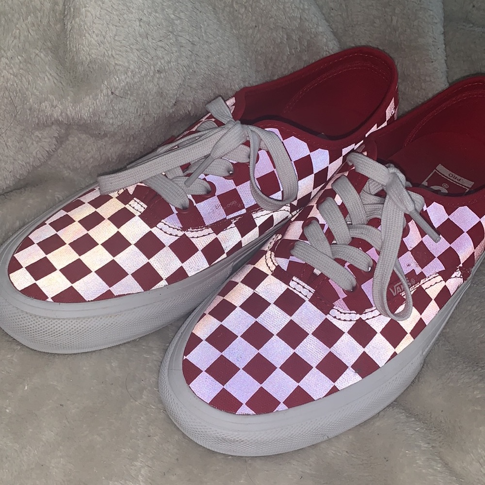 Vans - Picture 2 of 2